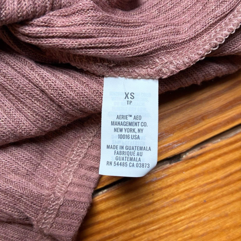 Aerie Ribbed Pink Henley Romper, XS/S/M, EUC - Picture 10 of 12